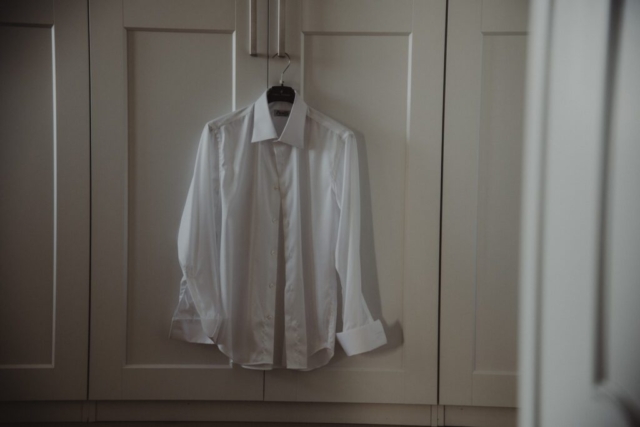Camicia pronta per essere indossata