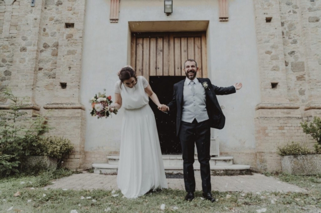 Uscita dalla chiesa per gli sposi